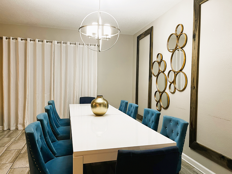 9092HS-Nuevo Anuncio- 9 Dorm./5 baños-Piscina&SPA