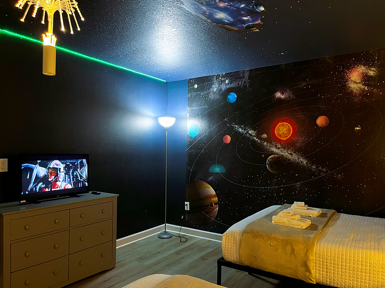 9092HS-Nuevo Anuncio- 9 Dorm./5 baños-Piscina&SPA