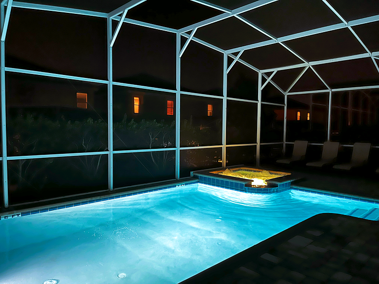 9092HS-Nuevo Anuncio- 9 Dorm./5 baños-Piscina&SPA