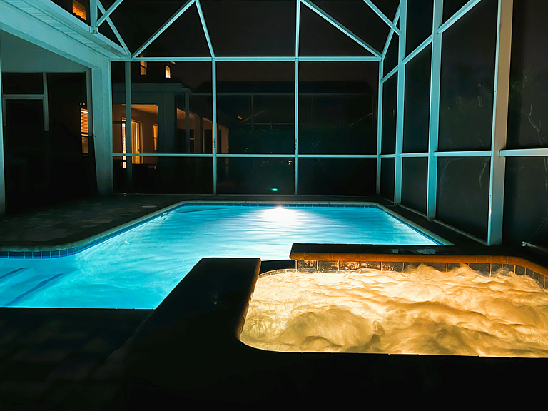 9092HS-Nuevo Anuncio- 9 Dorm./5 baños-Piscina&SPA