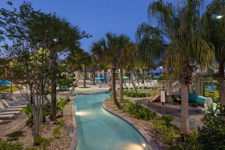 1554OL-New Listing- 9 bed/5 bath-Private Pool&SPA