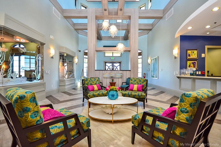 1554OL-New Listing- 9 bed/5 bath-Private Pool&SPA