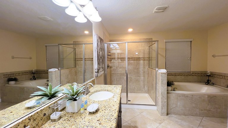 Hermosa casa de 6hab/6baños-piscina privada-1457BT