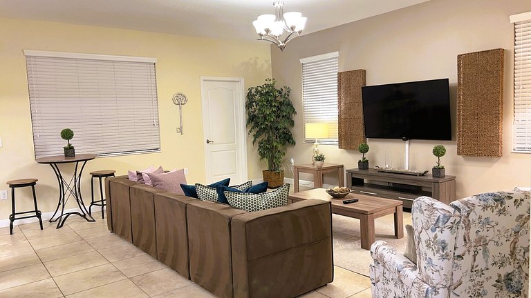 Linda Casa de 6Dorm/6Banhos-Piscina Privada-1457BT