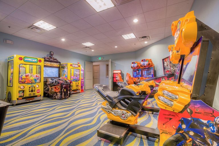 Hermosa casa de 6hab/6baños-piscina privada-1457BT