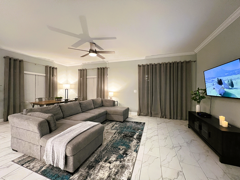 4263TB-Lindissima 5 Dorm/4 Banhos-Piscina Privada