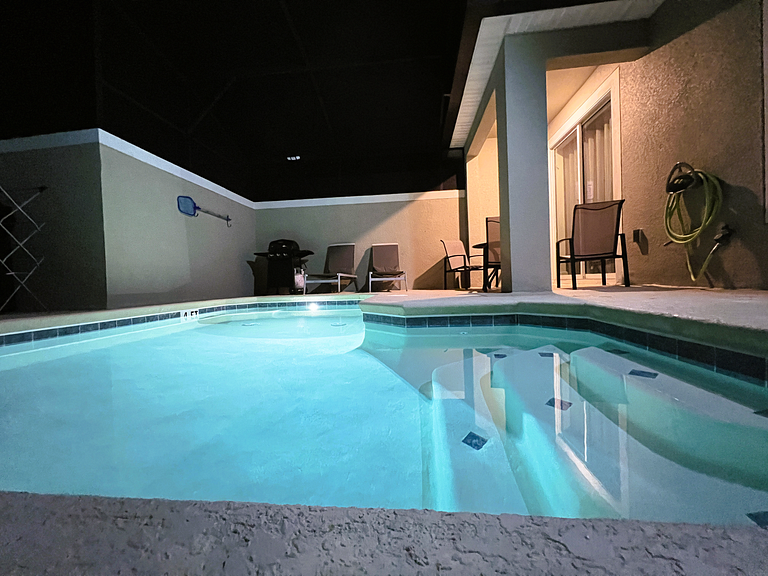 4263PD-Hermosa 5 hab/4 baños-Piscina Private