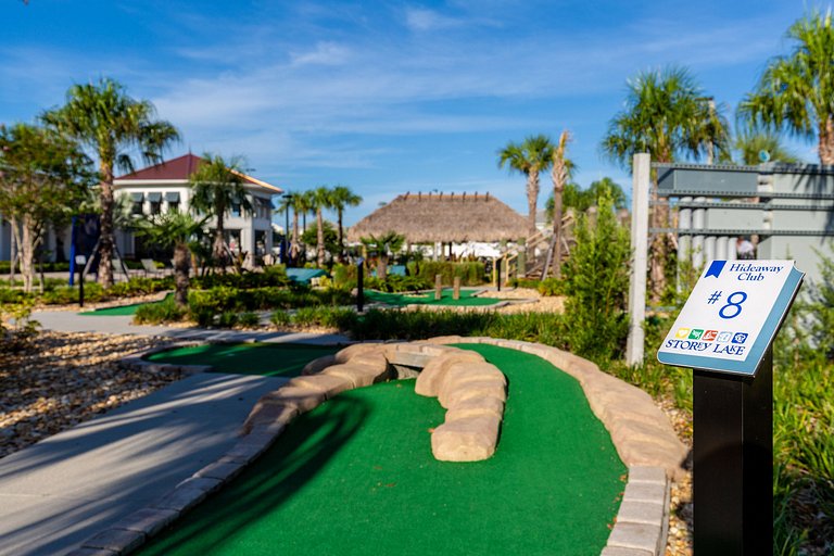 4263PD-New Listing- 5 bed/4 bath-Private Pool