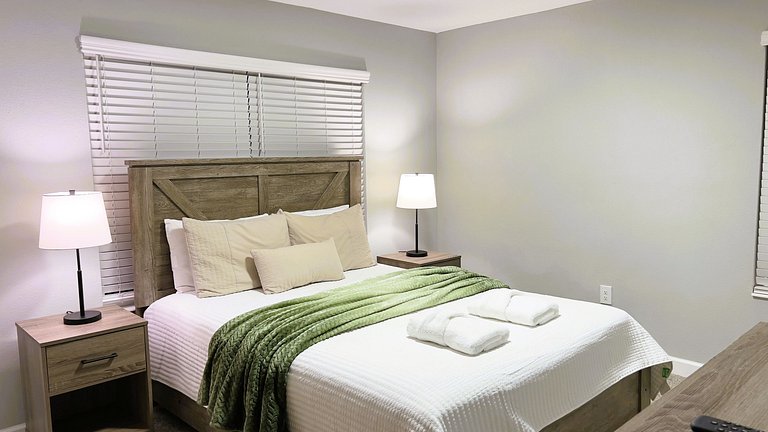 4263PD-Hermosa 5 hab/4 baños-Piscina Private