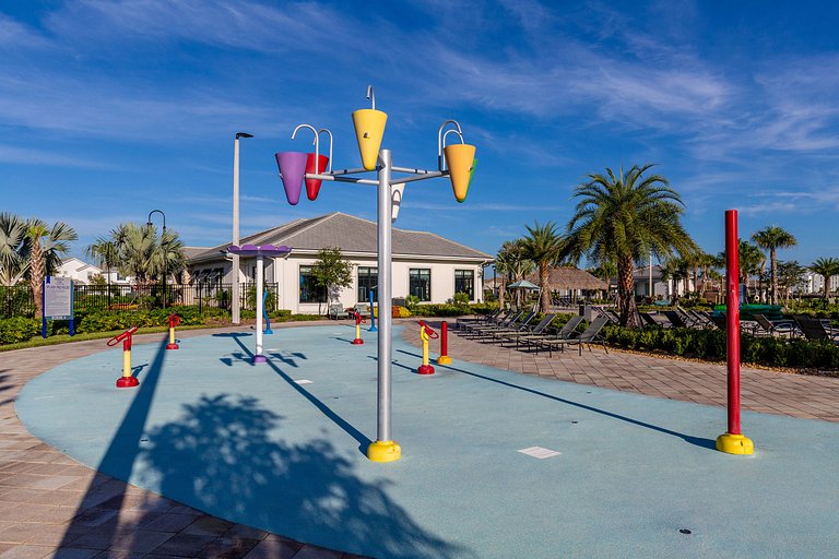 4263PD-New Listing- 5 bed/4 bath-Private Pool