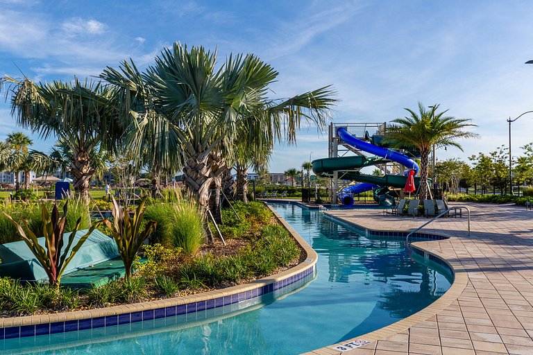 4263PD-New Listing- 5 bed/4 bath-Private Pool