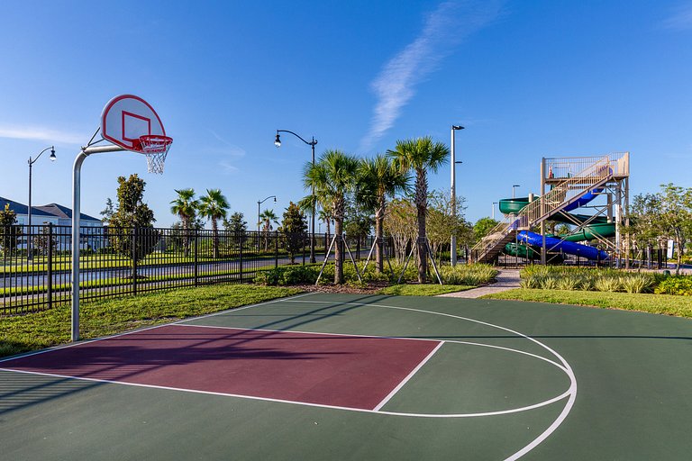 4263PD-New Listing- 5 bed/4 bath-Private Pool