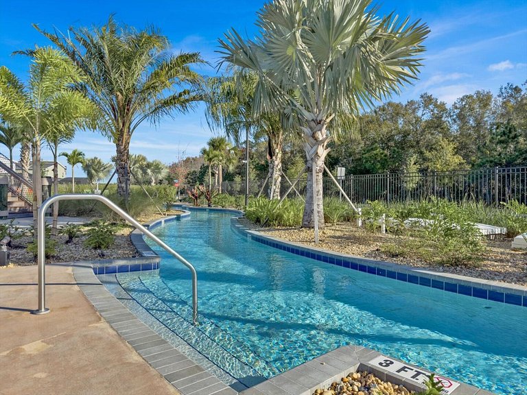 4263PD-New Listing- 5 bed/4 bath-Private Pool