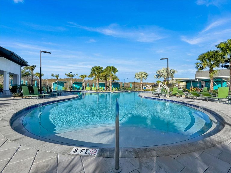 4263PD-Hermosa 5 hab/4 baños-Piscina Private