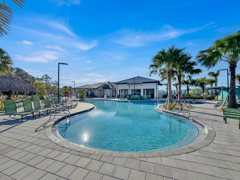 4263PD-New Listing- 5 bed/4 bath-Private Pool