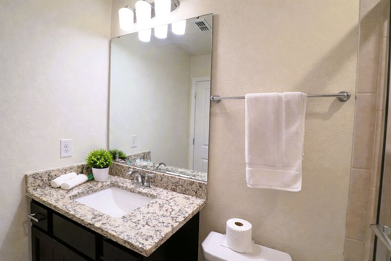 New Listing 10BR/8BA, Private Pool/SPA near Disney