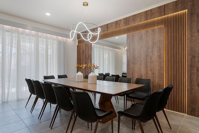 6277SK-Novo Casa-12 Dorm/11.5 banhos-Piscina & SPA