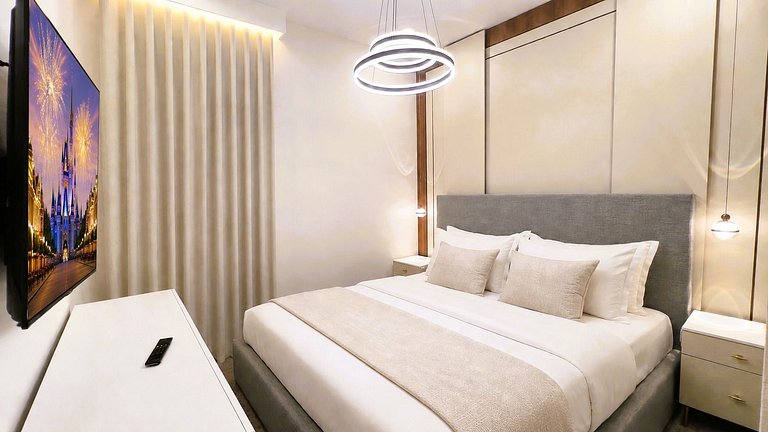 Luxury 5BR/BA at Paradiso Grande Near Universal