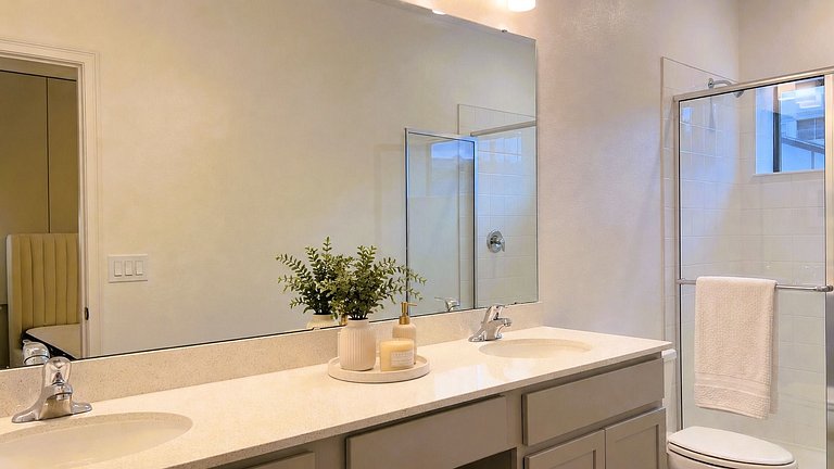 Luxury 5BR/BA at Paradiso Grande Near Universal